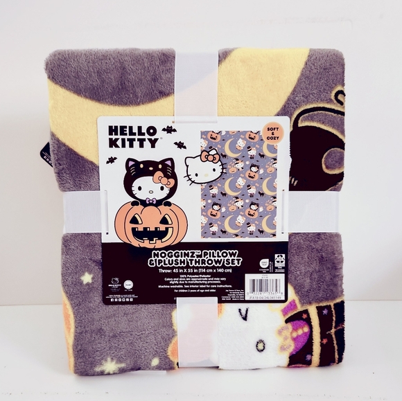 Hello Kitty Halloween Nogginz Pillow & Blanket Set - Picture 4 of 9